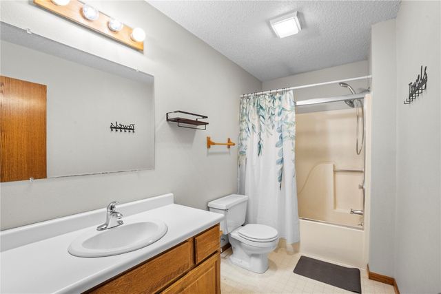 1207 Cambria, Iowa City, IA 52246