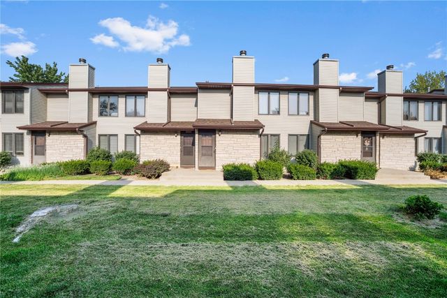 1207 Cambria, Iowa City, IA 52246