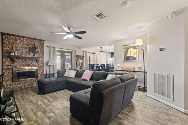 120 Berrybrook Drive, Broussard, LA 70518