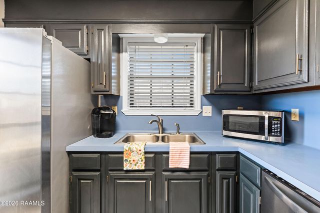 120 Berrybrook Drive, Broussard, LA 70518