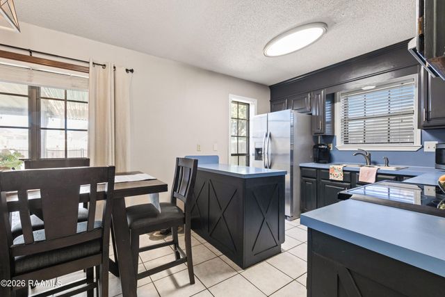 120 Berrybrook Drive, Broussard, LA 70518