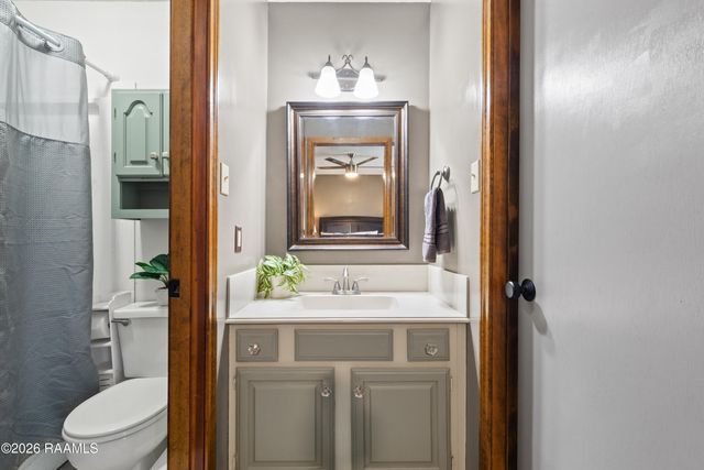 120 Berrybrook Drive, Broussard, LA 70518