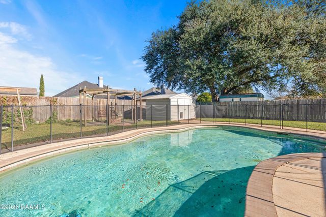 120 Berrybrook Drive, Broussard, LA 70518