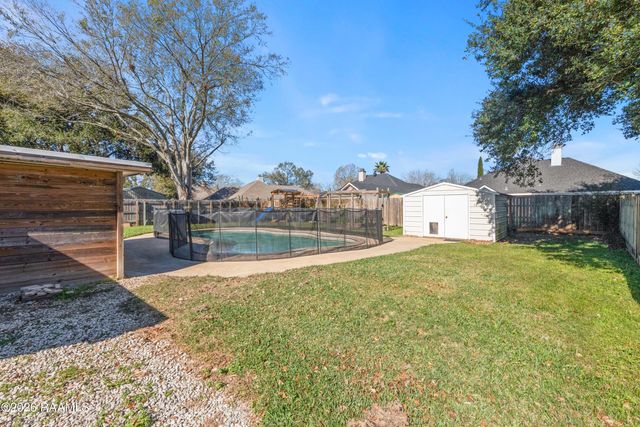 120 Berrybrook Drive, Broussard, LA 70518