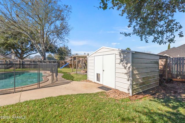 120 Berrybrook Drive, Broussard, LA 70518