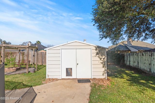 120 Berrybrook Drive, Broussard, LA 70518