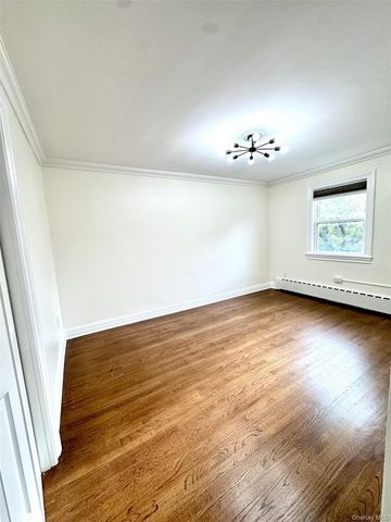 1004 Balcom Avenue, Bronx, NY 10465