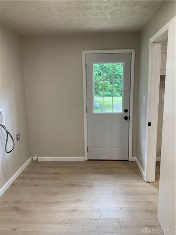 1285 Wallaby Drive, Beavercreek, OH 45432