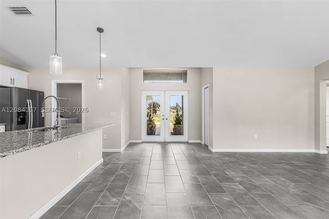 2305 NW 34 ave, Cape Coral, FL 33993