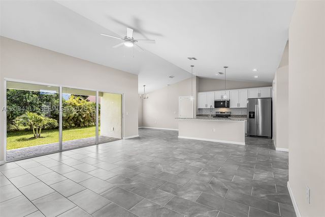 2305 NW 34 ave, Cape Coral, FL 33993