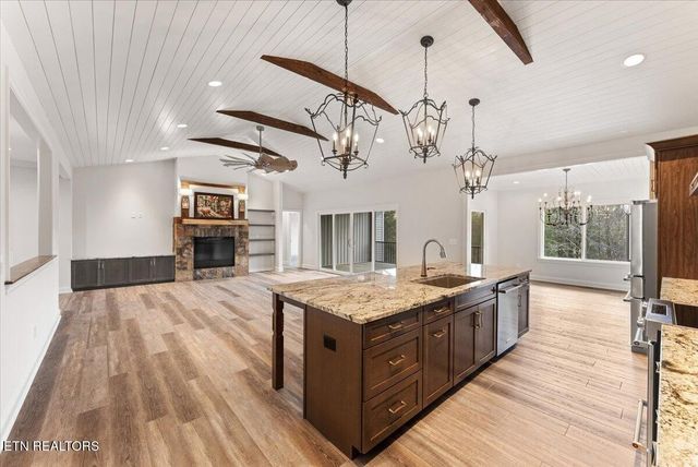 154 Saloli Way, Loudon, TN 37774