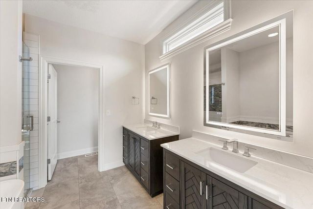 154 Saloli Way, Loudon, TN 37774