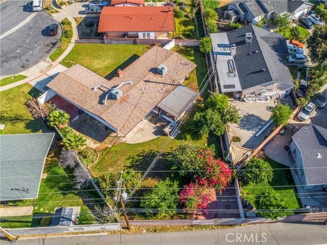 1049 N Macneil, San Fernando, CA 91340