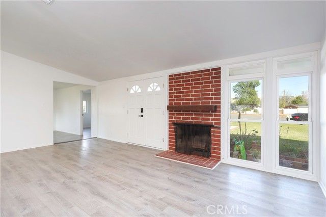 1049 N Macneil, San Fernando, CA 91340