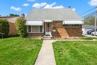 5216 Lee Street, Skokie, IL 60077