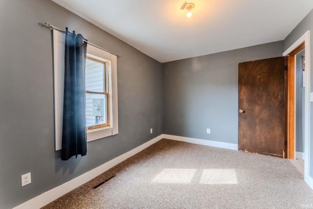 1886 S 75 E Road, Wabash, IN 46992