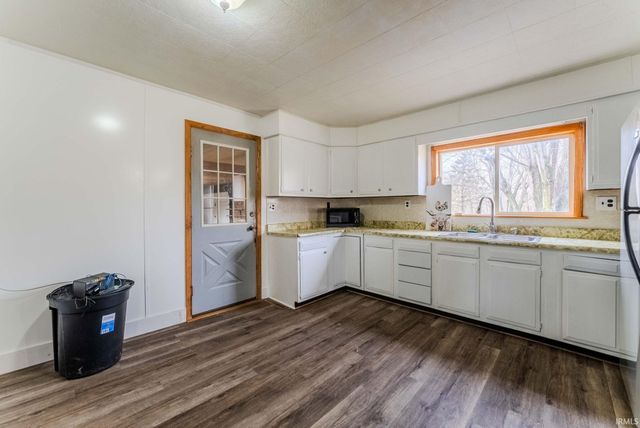 1886 S 75 E Road, Wabash, IN 46992