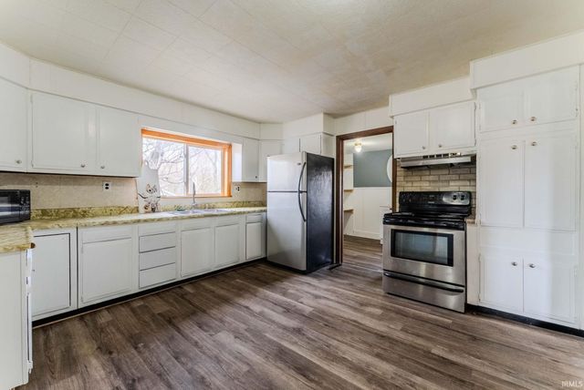 1886 S 75 E Road, Wabash, IN 46992