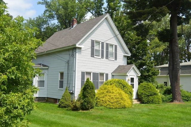 26 East Main St. 1A, Southborough, MA 01772
