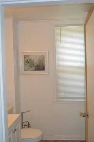 26 East Main St. 1A, Southborough, MA 01772