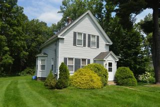 26 East Main St. 1A, Southborough, MA 01772