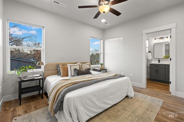 2101 S Pacific St, Boise, ID 83705