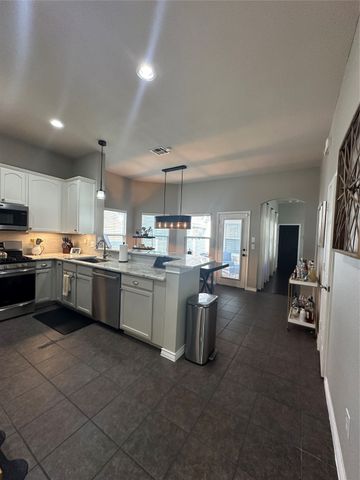 1109 Appalachian Lane, Savannah, TX 76227