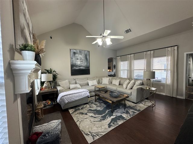 1109 Appalachian Lane, Savannah, TX 76227