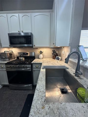 1109 Appalachian Lane, Savannah, TX 76227