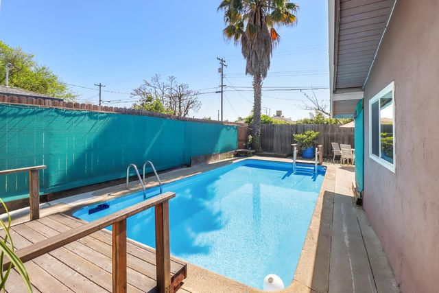 6505 Channing Dr, North Highlands, CA 95660