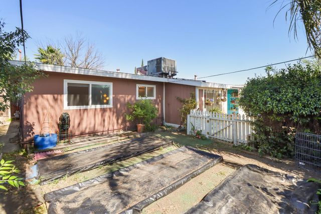 6505 Channing Dr, North Highlands, CA 95660