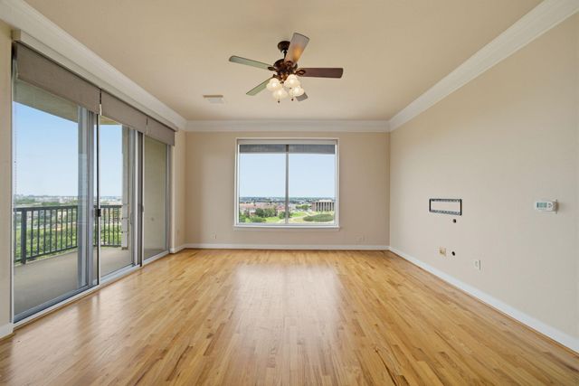 3333 Allen Parkway 1309, Houston, TX 77019