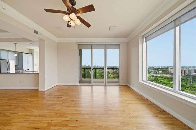 3333 Allen Parkway 1309, Houston, TX 77019