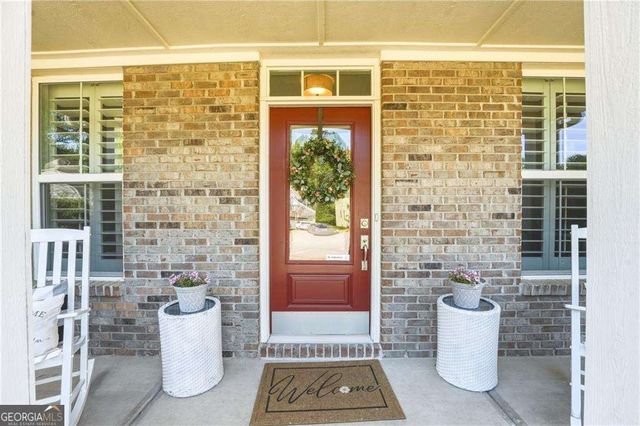 3330 Camelot Way, Cumming, GA 30040