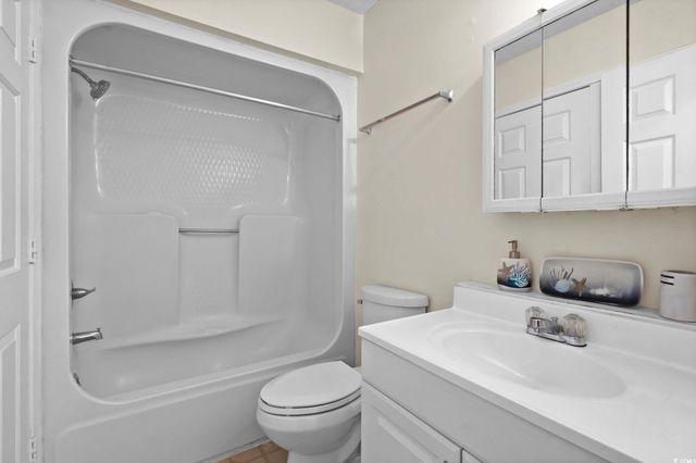 406 75th Ave N Apt Q, Myrtle Beach, SC 29572