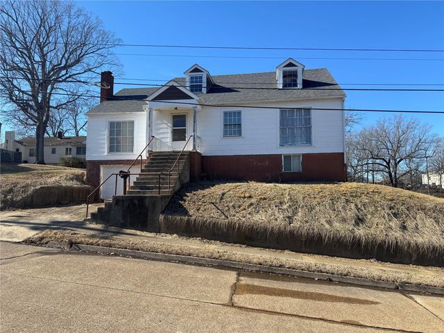529 W Relief, Poplar Bluff, MO 63901