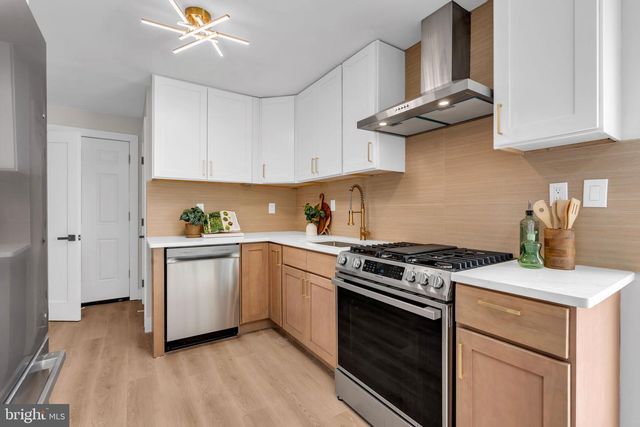 7487 GITHENS AVE, Pennsauken, NJ 08109