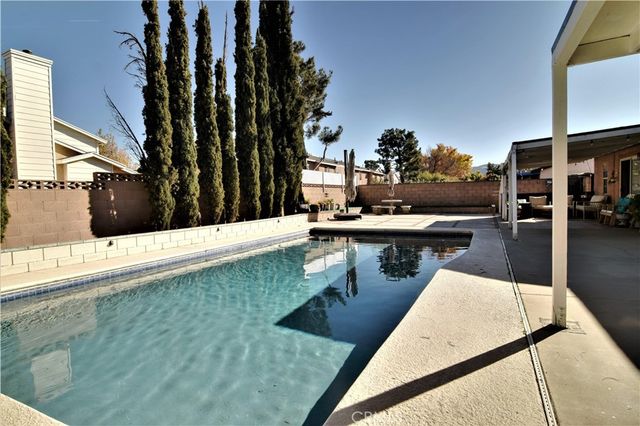 39334 Willowvale Road, Palmdale, CA 93551