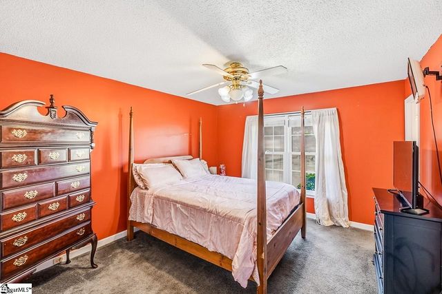 222 Briarcreek Drive, Spartanburg, SC 29301