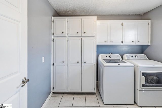 222 Briarcreek Drive, Spartanburg, SC 29301