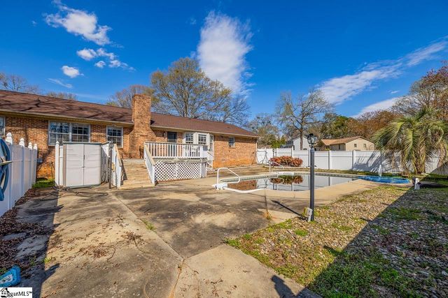 222 Briarcreek Drive, Spartanburg, SC 29301