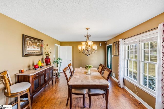 222 Briarcreek Drive, Spartanburg, SC 29301