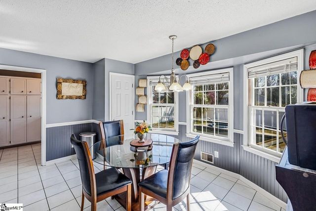 222 Briarcreek Drive, Spartanburg, SC 29301