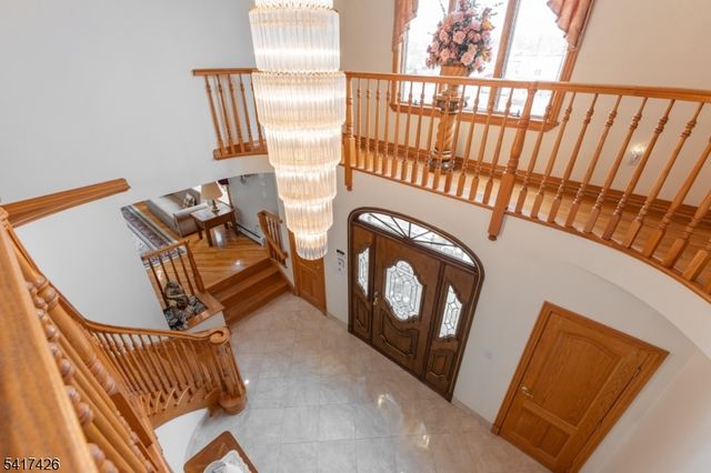 512 Van Bussum Ave, Garfield City, NJ 07026