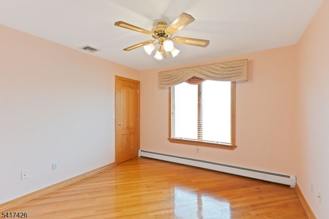 512 Van Bussum Ave, Garfield City, NJ 07026