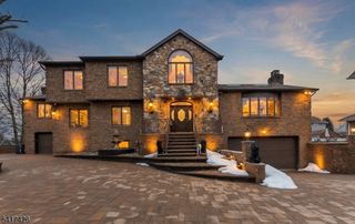 512 Van Bussum Ave, Garfield City, NJ 07026