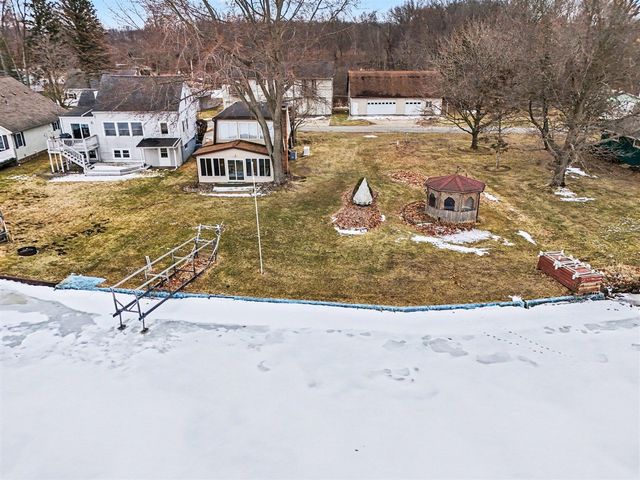 4601 Anderson, Albion, MI 49224