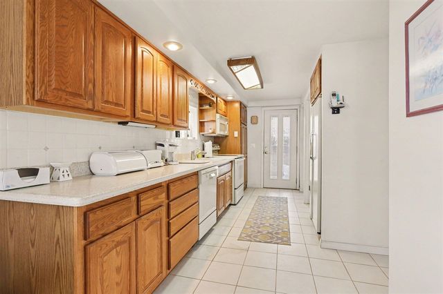 4601 Anderson, Albion, MI 49224