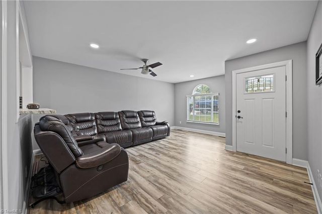 18 Candlestick Drive, Thomasville, NC 27360