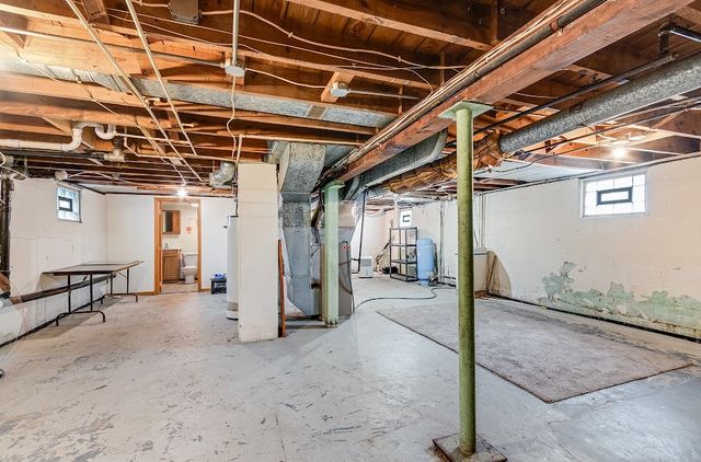 303 Anderson Avenue, Joliet, IL 60433